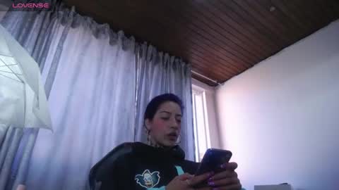 Snapshot of scarllett_bdsm chatting on 9, 5, 2026 Scarllett online show from 9, 5, 2026