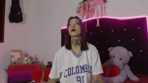 Snapshot of scarllett_bdsm chatting on 18, 6, 2026 Scarllett online show from 18, 6, 2026