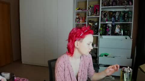 Snapshot of school_love chatting on 30, 4, 2026 Rina online show from 30, 4, 2026