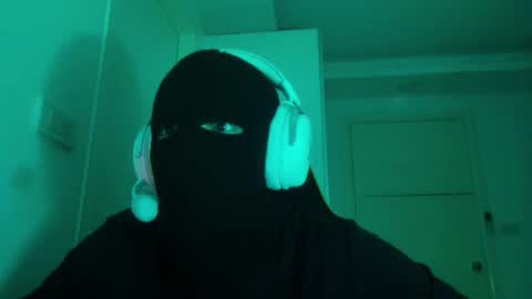 Snapshot of scolorweb chatting on 2, 11, 2025 scolorweb online show from 2, 11, 2025