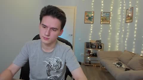 Snapshot of scooby_r chatting on 25, 12, 2024 Thomas brunette and Alex blond online show from 25, 12, 2024