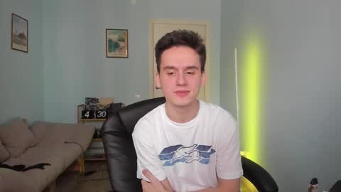 Snapshot of scooby_r chatting on 2, 3, 2025 Thomas brunette and Alex blond online show from 2, 3, 2025