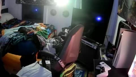 Snapshot of scoobysnaxxxxx chatting on 2, 11, 2025 scoobysnaxxxxx online show from 2, 11, 2025