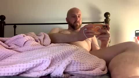 Snapshot of scottric chatting on 24, 5, 2026 SexyDaddy online show from 24, 5, 2026