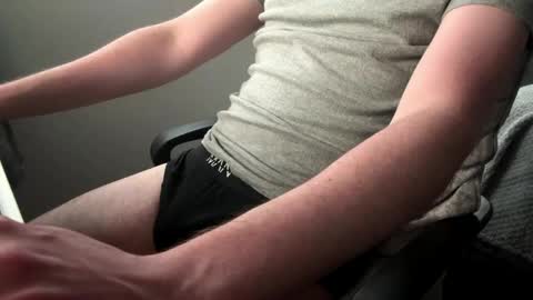 Snapshot of scottyboyyy94 chatting on 10, 5, 2026 scottyboyyy94 online show from 10, 5, 2026