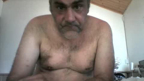 Snapshot of scubi007 chatting on 29, 9, 2025 scubi007 online show from 29, 9, 2025