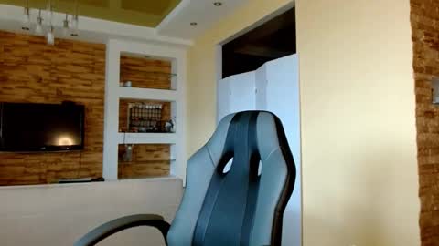 Snapshot of sea_cocktail chatting on 10, 10, 2025 Elizabeth  online show from 10, 10, 2025