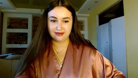 Elizabeth  online show from 4, 12, 2025