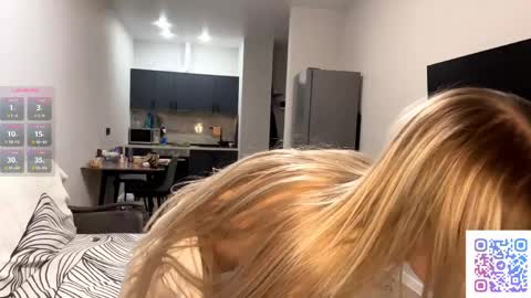Snapshot of seasonhamiss chatting on 16, 4, 2026 Kate online show from 16, 4, 2026