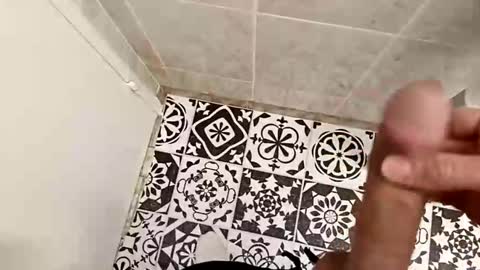 Snapshot of seb97400 chatting on 22, 12, 2025 seb97400 online show from 22, 12, 2025