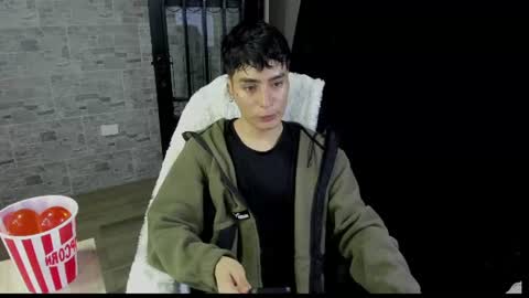 Snapshot of sebas_rosse chatting on 2, 7, 2026 sebastian online show from 2, 7, 2026