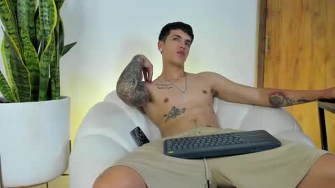 sebastian online show from 16, 12, 2025