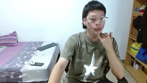 Snapshot of sebasslops chatting on 15, 3, 2026 Sebas online show from 15, 3, 2026