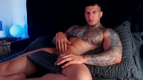 Snapshot of sebastian_muss chatting on 18, 4, 2026 Sebastian online show from 18, 4, 2026