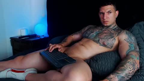 Snapshot of sebastian_muss chatting on 24, 4, 2026 Sebastian online show from 24, 4, 2026