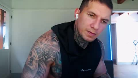 Snapshot of sebastian_muss chatting on 14, 5, 2026 Sebastian online show from 14, 5, 2026