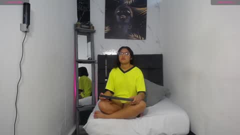 Snapshot of sebastian_n_alinson chatting on 17, 1, 2025 sebastian n alinson online show from 17, 1, 2025