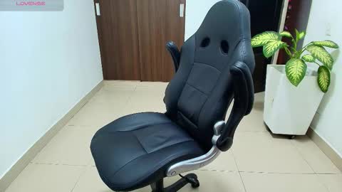 Snapshot of sebastian_oconnor77 chatting on 5, 11, 2025 juan sebastian online show from 5, 11, 2025