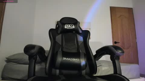Snapshot of sebastianortizm chatting on 26, 5, 2026 Lucian Sinclair online show from 26, 5, 2026