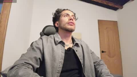 Snapshot of sebastianortizm chatting on 31, 5, 2026 Lucian Sinclair online show from 31, 5, 2026