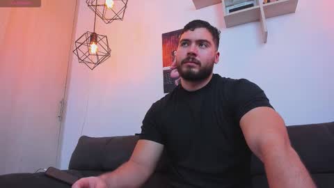 Instagram jeanpaulfit  online show from 26, 2, 2026