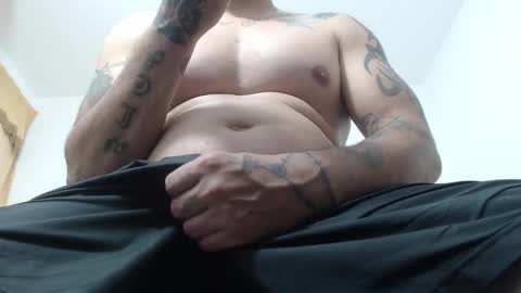 Snapshot of sebastiian_hard chatting on 19, 2, 2025 sebastiian_hard online show from 19, 2, 2025