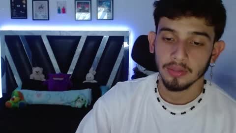 Snapshot of sebasxxl12 chatting on 18, 12, 2025 Sebas online show from 18, 12, 2025