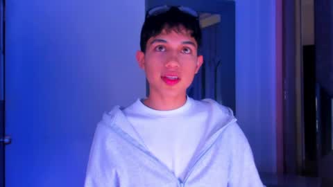 Snapshot of sebax_00 chatting on 17, 4, 2026 Sebastian online show from 17, 4, 2026