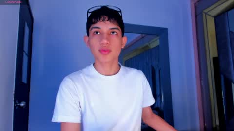 Snapshot of sebax_00 chatting on 18, 5, 2026 Sebastian online show from 18, 5, 2026
