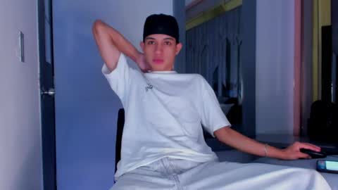 Snapshot of sebax_00 chatting on 22, 5, 2026 Sebastian online show from 22, 5, 2026