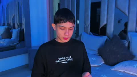 Snapshot of sebax_00 chatting on 21, 6, 2026 Sebastian online show from 21, 6, 2026
