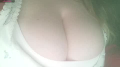 Sunny online show from 3, 1, 2025