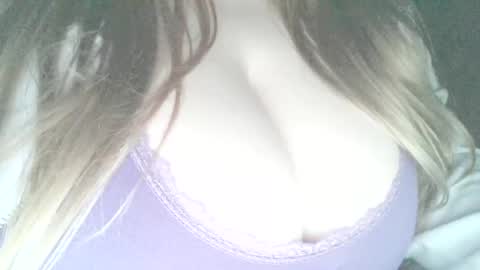 Sunny online show from 4, 3, 2025