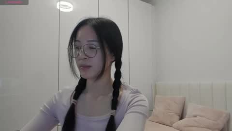 Snapshot of secretgirlfriendxo chatting on 14, 11, 2025 Angela online show from 14, 11, 2025