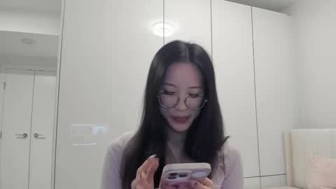 Snapshot of secretgirlfriendxo chatting on 19, 12, 2025 Angela online show from 19, 12, 2025