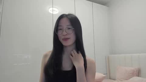 Snapshot of secretgirlfriendxo chatting on 22, 12, 2025 Angela online show from 22, 12, 2025