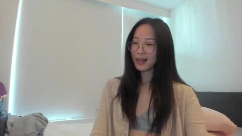 Snapshot of secretgirlfriendxo chatting on 4, 6, 2026 Angela online show from 4, 6, 2026