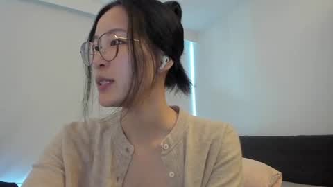 Snapshot of secretgirlfriendxo chatting on 10, 6, 2026 Angela online show from 10, 6, 2026