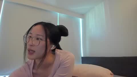 Snapshot of secretgirlfriendxo chatting on 18, 6, 2026 Angela online show from 18, 6, 2026