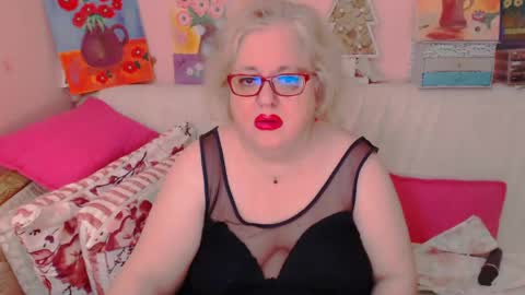 Snapshot of secretloverbbw chatting on 25, 5, 2026 Alice online show from 25, 5, 2026