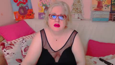 Snapshot of secretloverbbw chatting on 29, 5, 2026 Alice online show from 29, 5, 2026