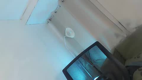 Snapshot of seducing_angela chatting on 13, 10, 2025 seducing_angela online show from 13, 10, 2025
