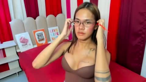 Snapshot of seductive_aliyah chatting on 26, 4, 2026 aliyah online show from 26, 4, 2026