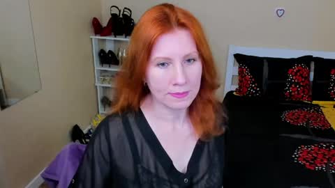 Snapshot of seductive_foxy_ chatting on 26, 4, 2026 seductive_foxy_ online show from 26, 4, 2026
