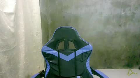 Snapshot of seductive_mitchxx chatting on 23, 4, 2026 seductive_mitchxx online show from 23, 4, 2026