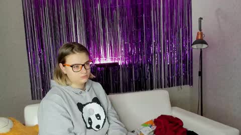 seductive_she_wolf online show from 21, 2, 2025