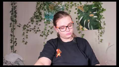 seductive_she_wolf online show from 20, 10, 2025