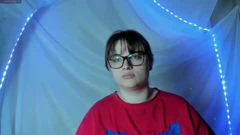 Snapshot of seductive_she_wolf chatting on 27, 5, 2026 seductive_she_wolf online show from 27, 5, 2026