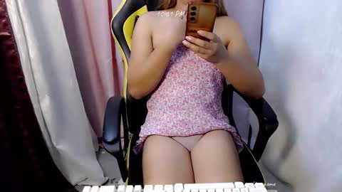 seductive_zyra online show from 19, 5, 2026