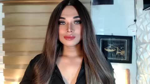 Deluxe online show from 4, 3, 2025